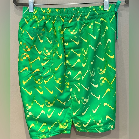 NEW Nike Men's 7" Green Print Swoosh Swim Trunks- Size Small - Picture 3 of 9